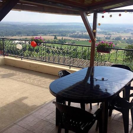 Vue Panoramique Sur Le Vignoble Apartment Sancerre Exterior foto